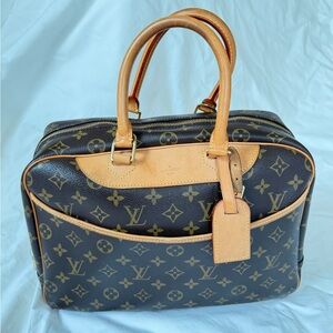 Louis Vuitton Monogram Deauville Handbag